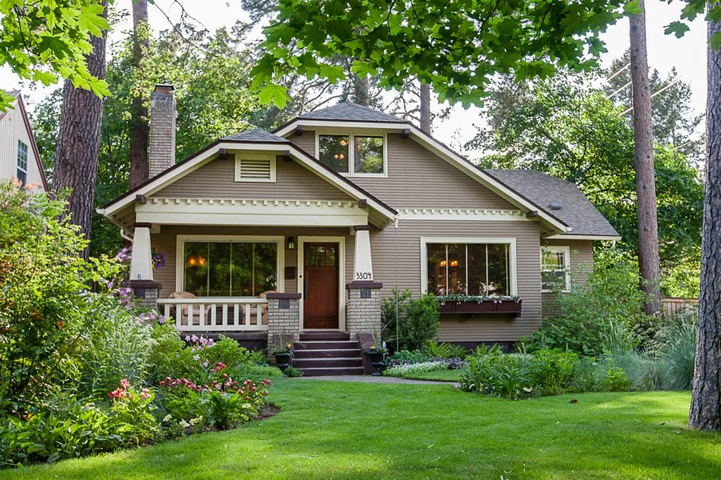 1920s-Bungalow-Sale